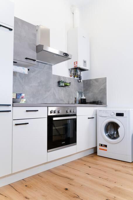Appartement Zentrale & Ruhige 2 Zimmer - 42M² à Vienne Extérieur photo